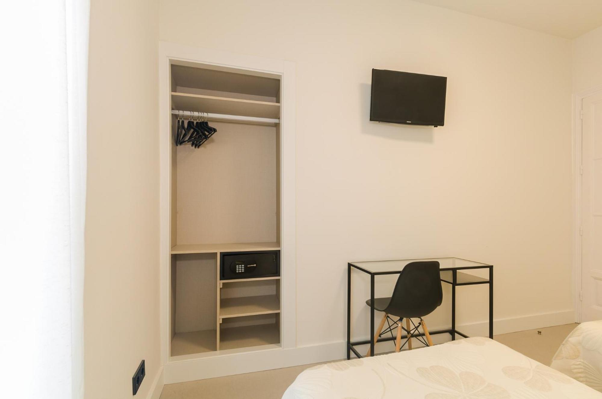 Hostal Excelsior — Fotos 1